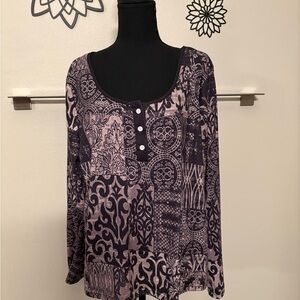 Elegant Black and Pink Patterned Blouse